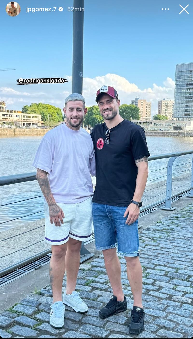 Rodrigo Holgado y Juan Pablo Gómez en Argentina.