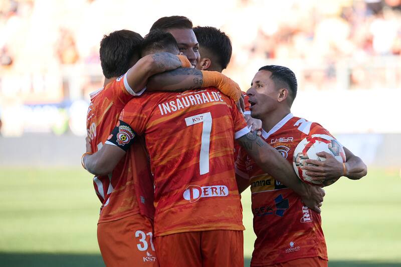 se aferra hasta la última opción de mantener la categoría. (Foto: Aton)