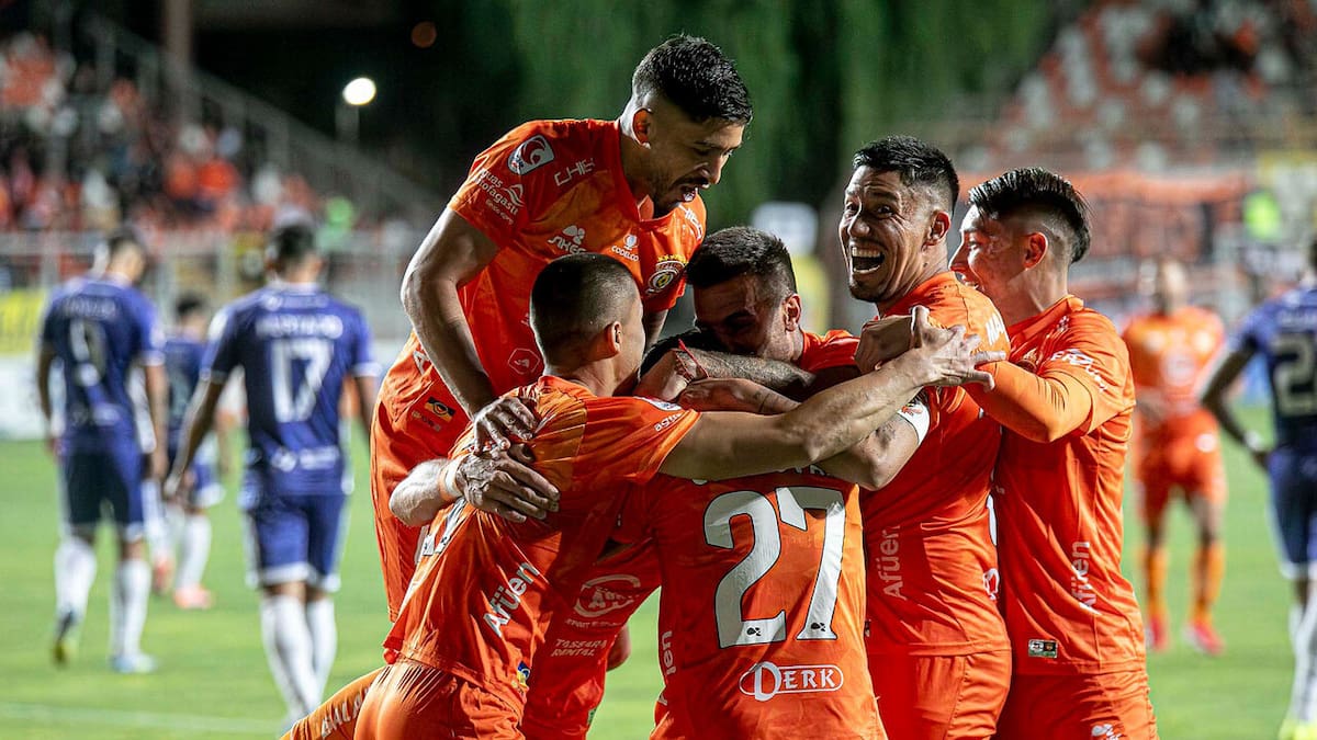Cobreloa se hace fuerte en su casa, vence a Antofagasta y es líder de la Primera B