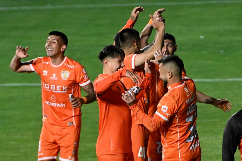Iván Ledezma cree que los Loínos superan en grandeza a los tres grandes en Calama. Foto: Agencia ATON.