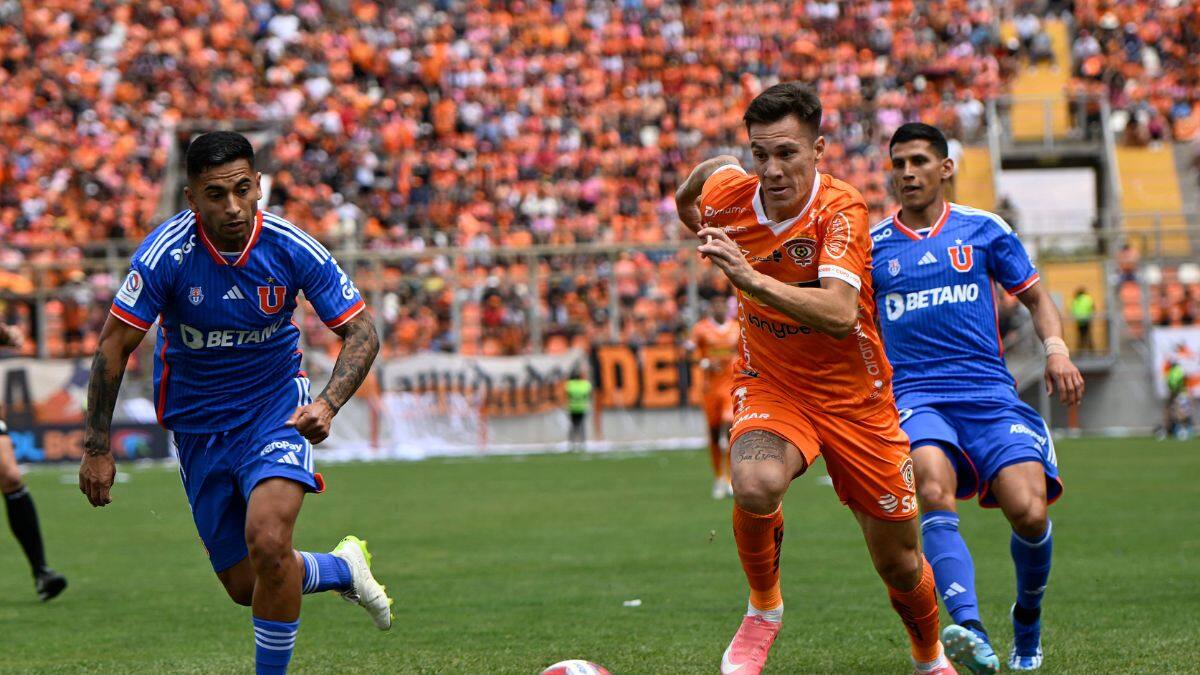 Aseguran que un excampeón con la U dejó tirado a Cobreloa: se arrepintió de fichar en Calama