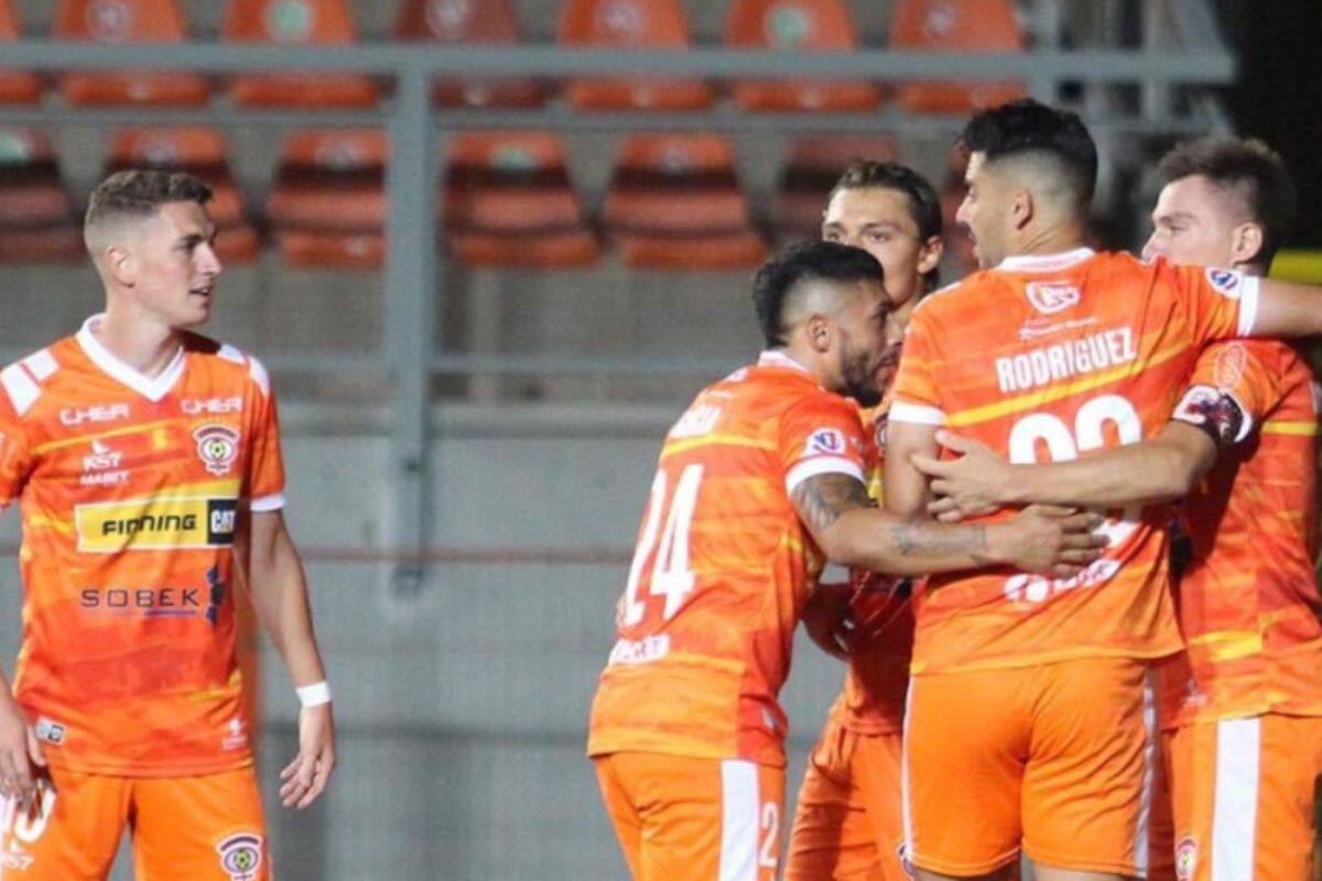 debutará en el Campeonato Nacional de Primera División ante Huachipato, en el Duelo de Campeones.