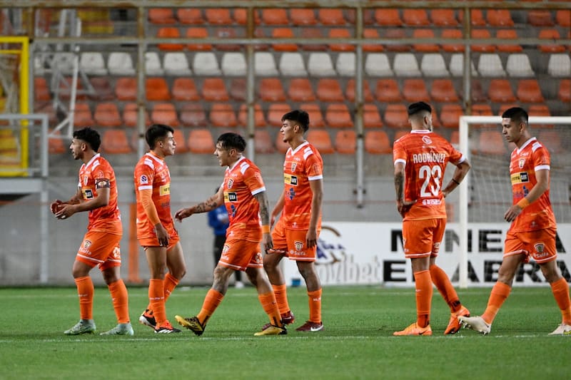 atraviesa un delicado momento en su regreso a Primera División. (Foto: Aton)