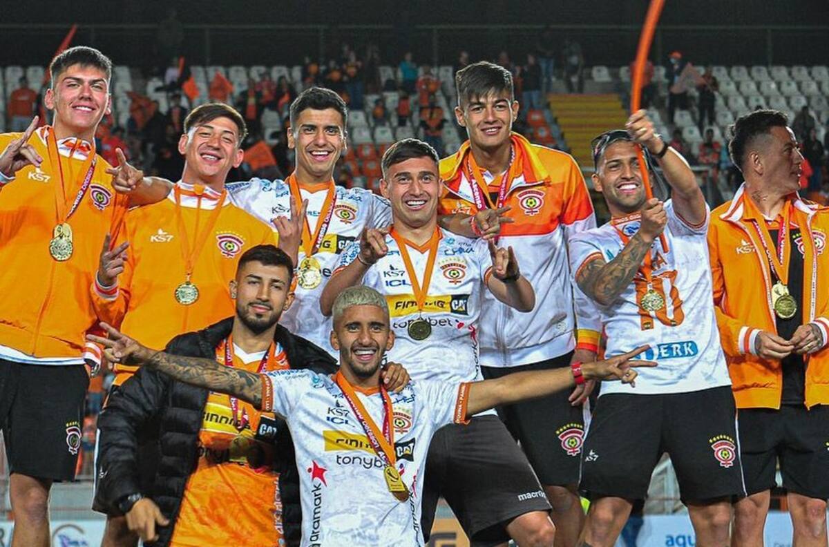 Era la perla de Colo Colo, llegó a Cobreloa en busca de una revancha y hoy su futuro es incierto