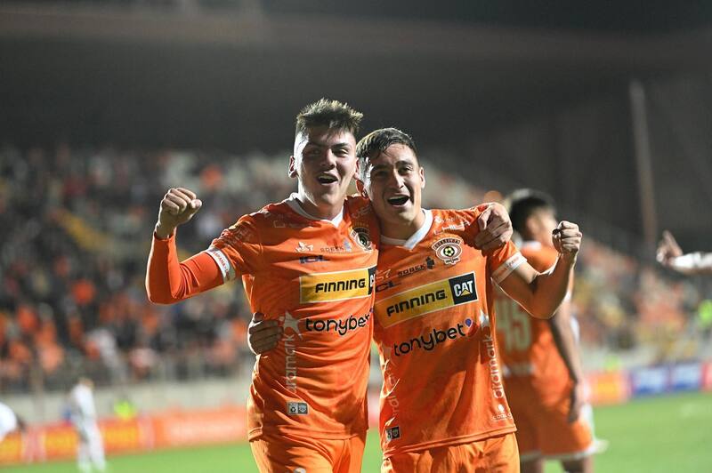 Cobreloa logró dos victorias en sus partidos pendientes.