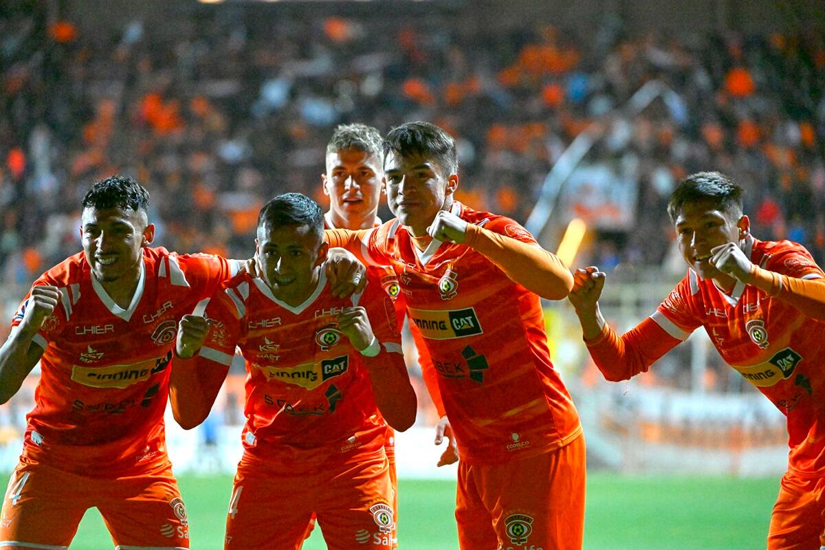 Cobreloa espera derrotar a Unión Española en Santiago.