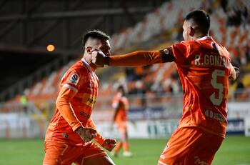 Es chileno: Cobreloa tiene casi listo a su nuevo entrenador