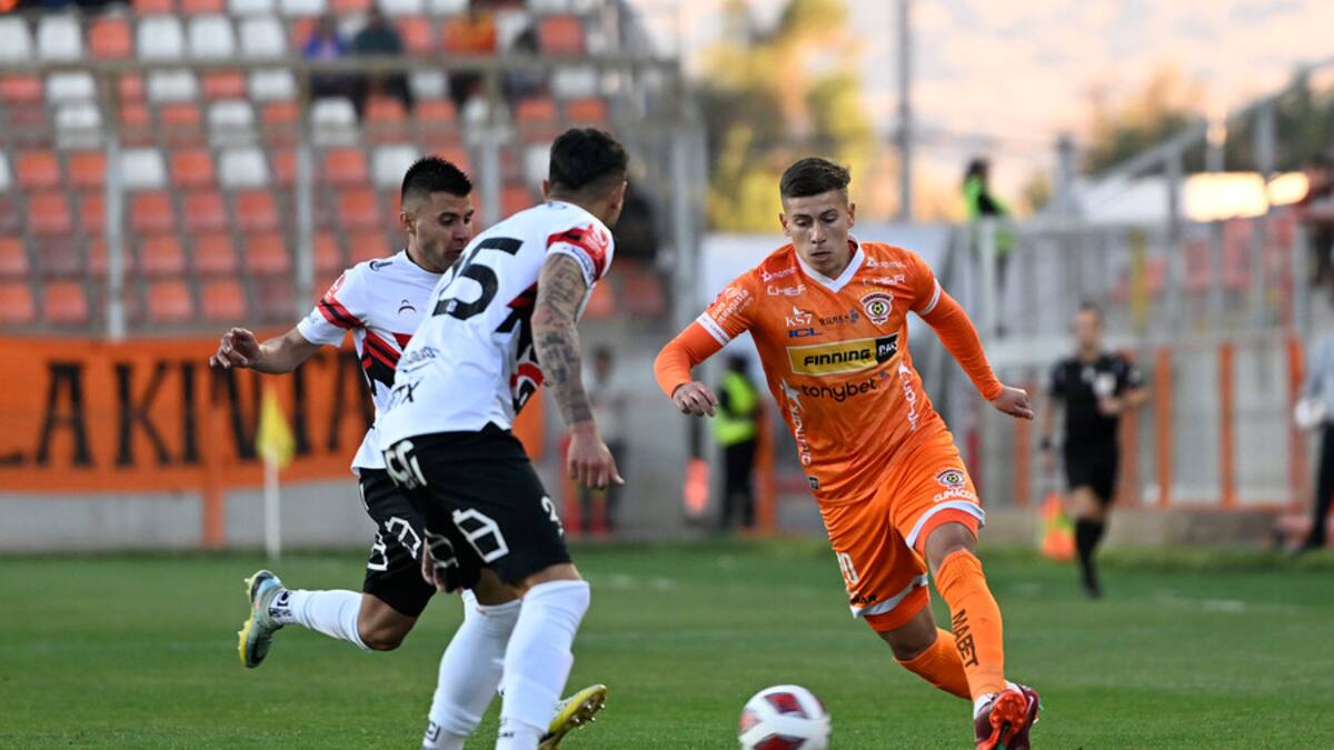 Suena en la U: Figura en el ascenso de Cobreloa anunció su salida del club