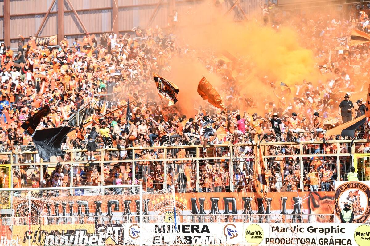 Cobreloa buscará teñir totalmente de naranja el Zorros del Desierto para el duelo ante la UC. (Foto: Aton)