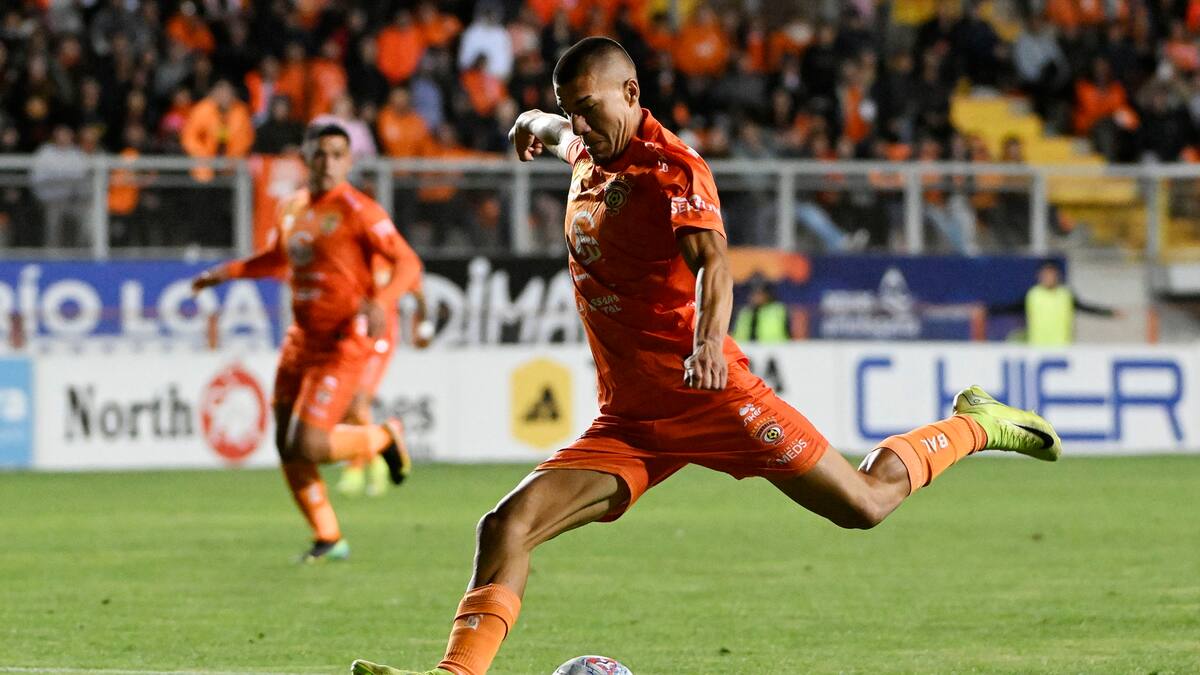 Cobreloa vs. San Felipe: Hora y dónde ver hoy el partido que puede dejar líder a los loínos en Primera B
