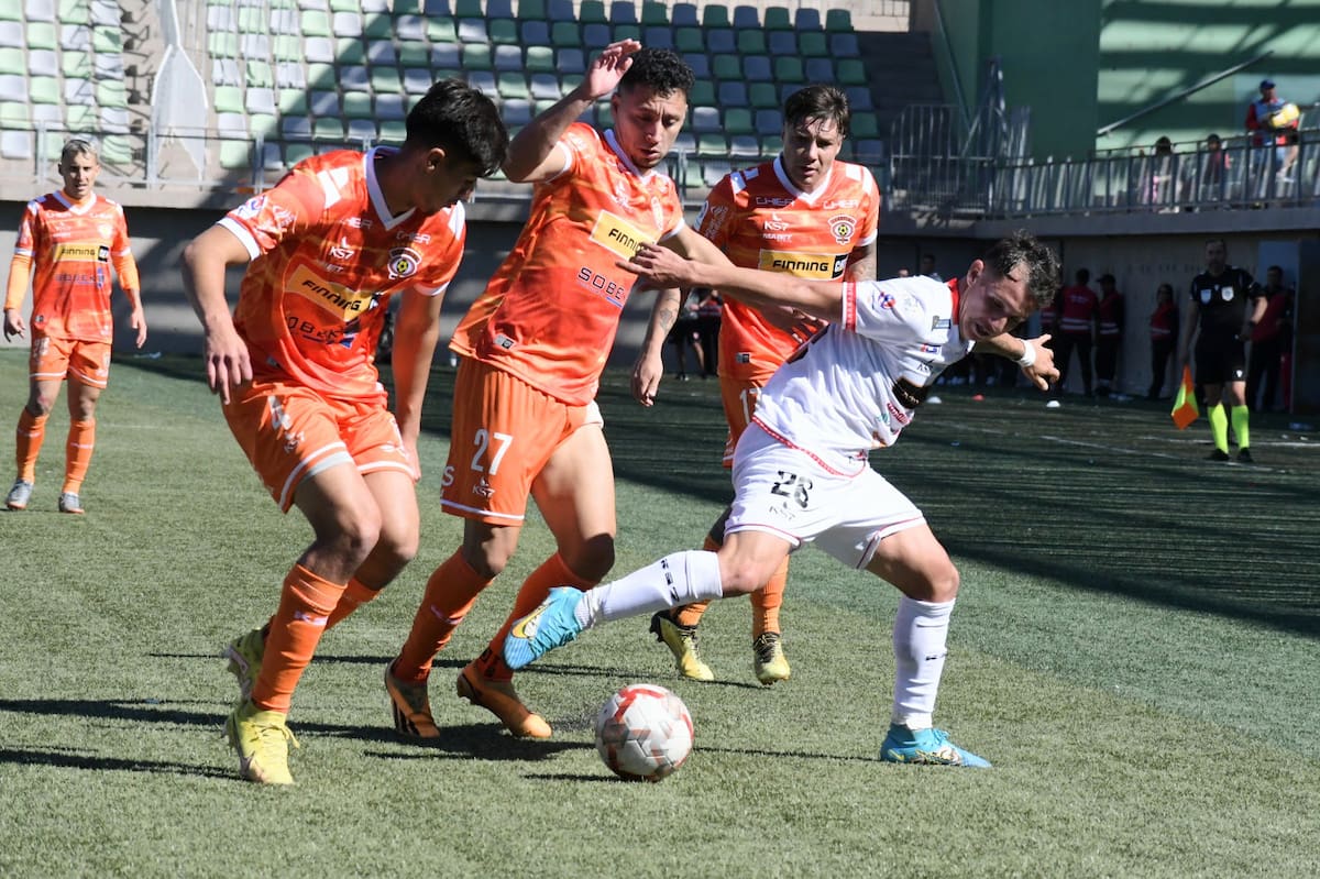 por 4-0 en su visita a Copiapó. (Juan Carlos Moro/Photosport)