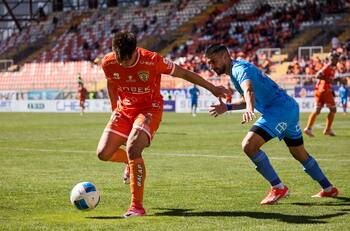 “De corazón quiero que ascienda Arica, pero a Cobreloa le tengo mucho cariño, me dio la posibilidad de ser futbolista”