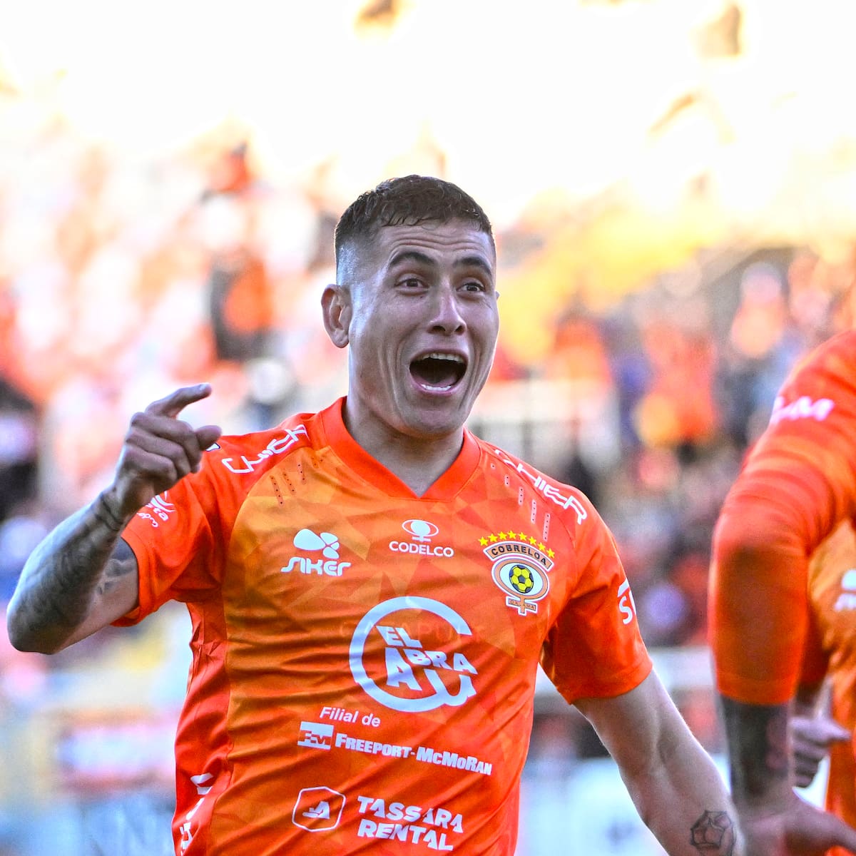 Cobreloa no afloja ante el colista Rangers: doblete de Álvaro Delgado y liderato firme en la Primera B