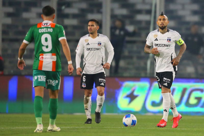 Los Mineros le dieron una mano a Colo Colo con su derrota ante Iquique. Foto: Agencia Aton.