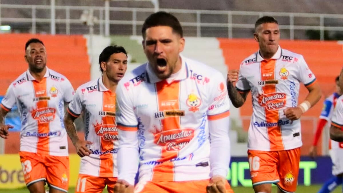 Agustín Nadruz y la impecable noche de Cobresal ante la UC: “Los buenos torneos se forjan de local”