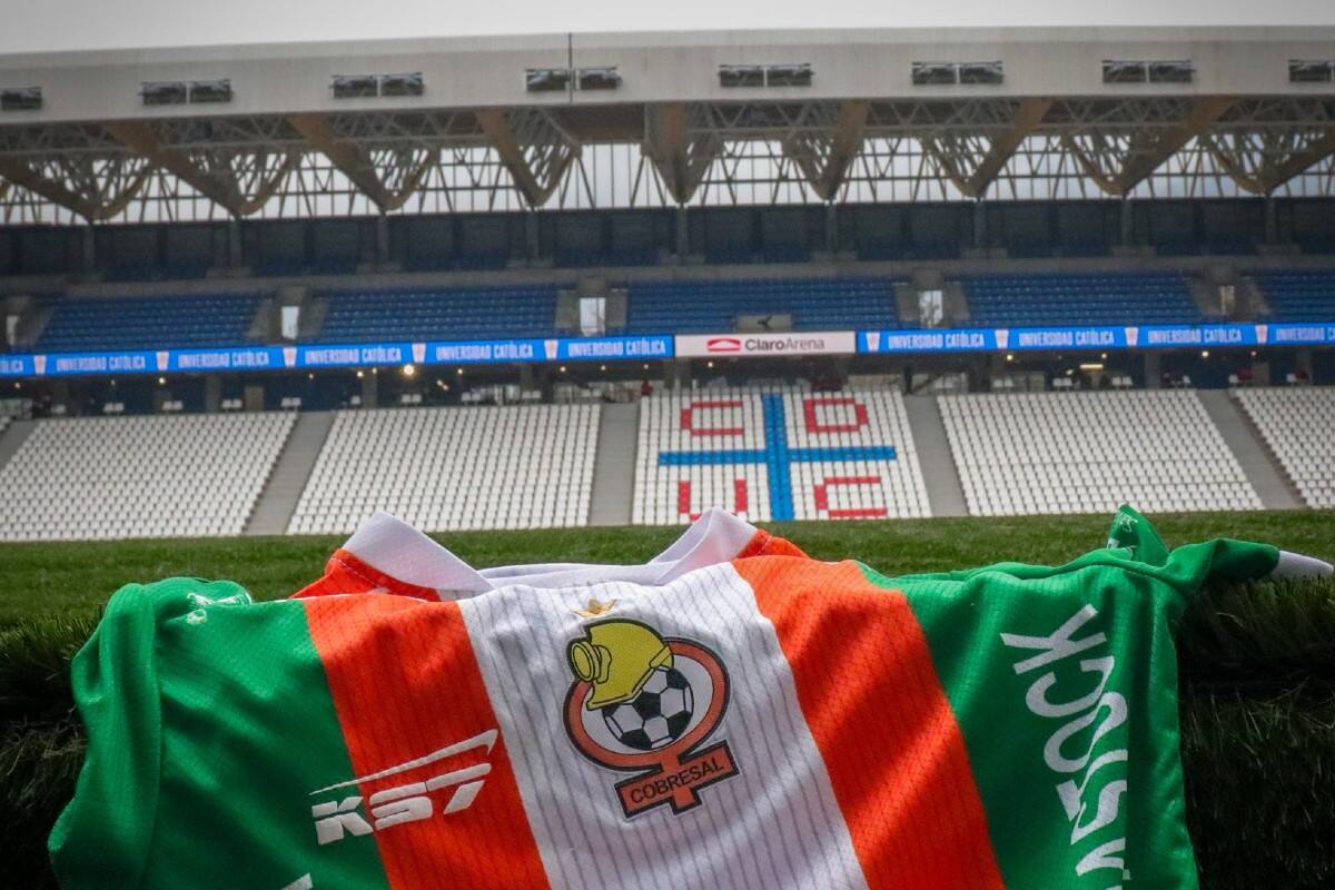 quedó fascinado con el Claro Arena. Foto: Instagram Cobresal.