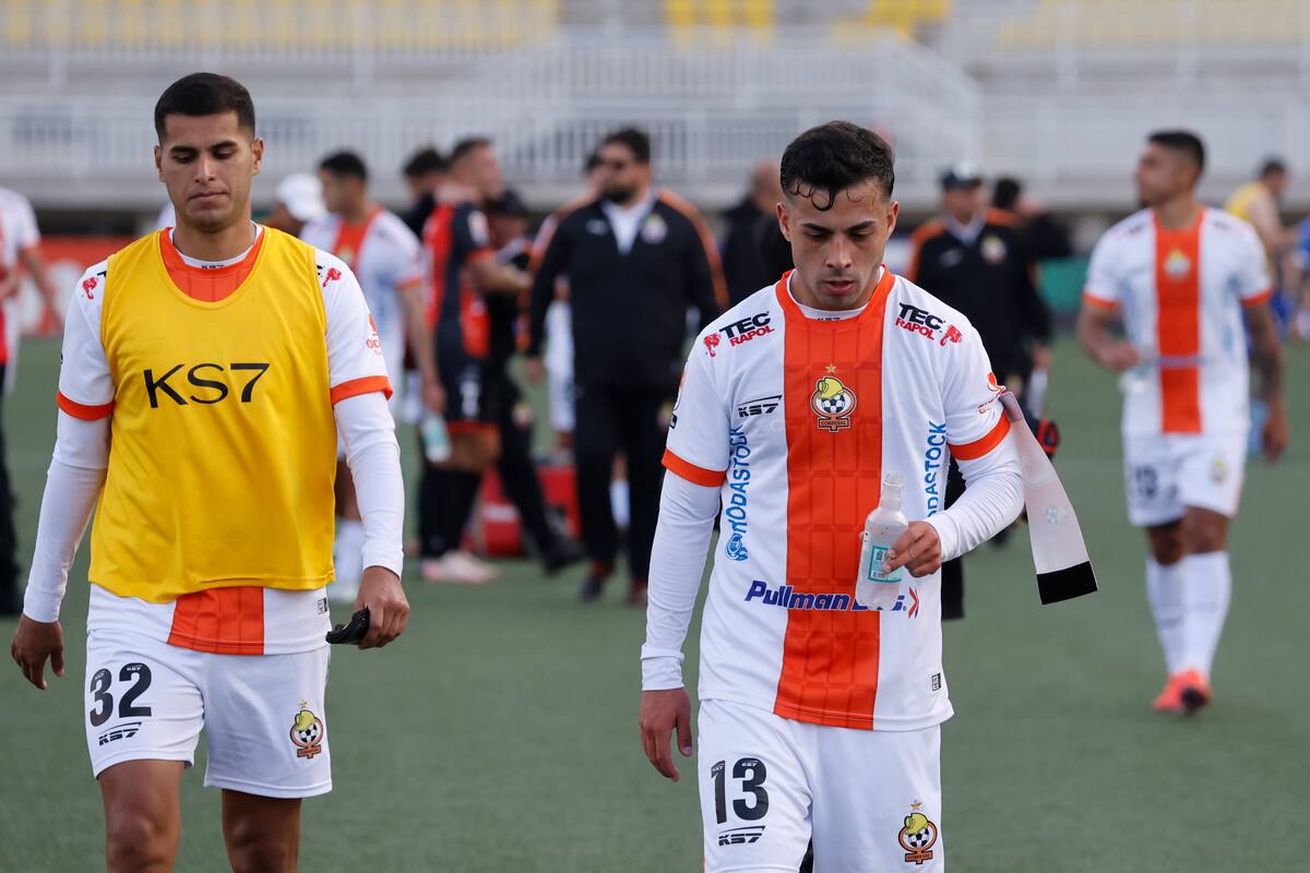 cayó por 2-0 contra Deportes Limache, lo que impidió que se escaparan en la tabla de posiciones. Foto: Aton.
