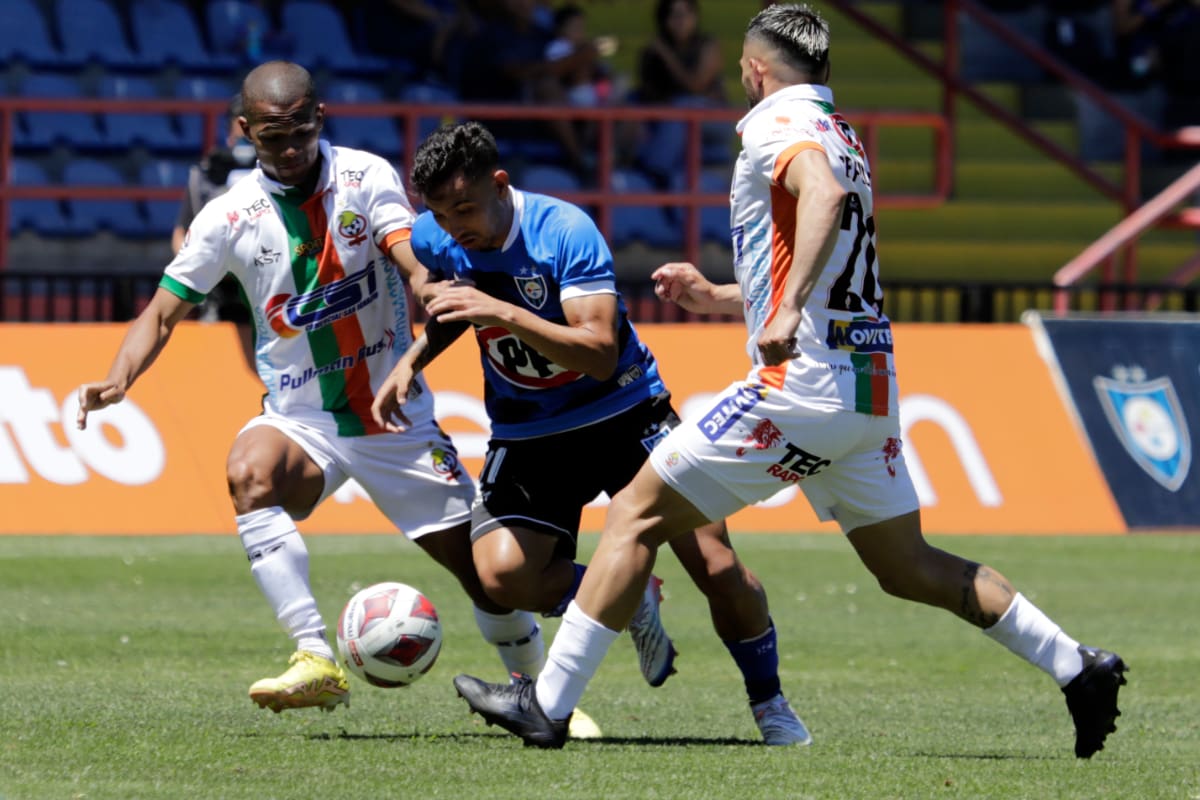 Legionarios y Acereros definen al nuevo campeón de Primera División. Foto: Agencia Aton.