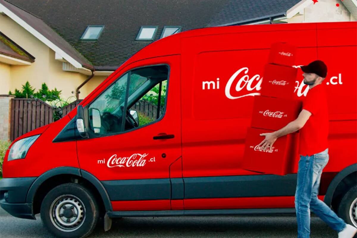 La empresa tiene vacantes disponibles en diferentes áreas de sus operaciones. Créditos: @micocacola_cl.