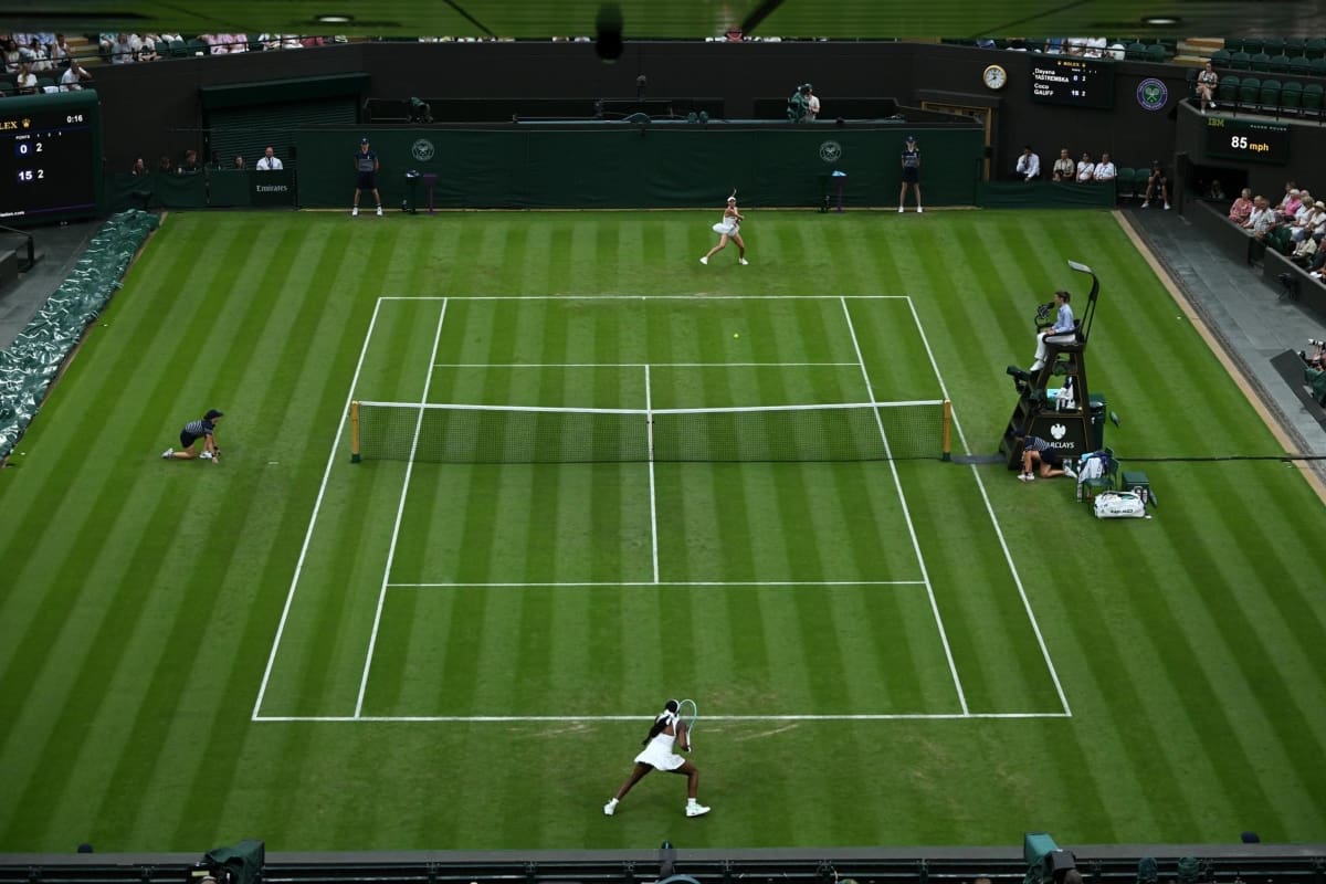 La estadounidense quedó fuera en primera ronda de Wimbledon. Foto: EFE.