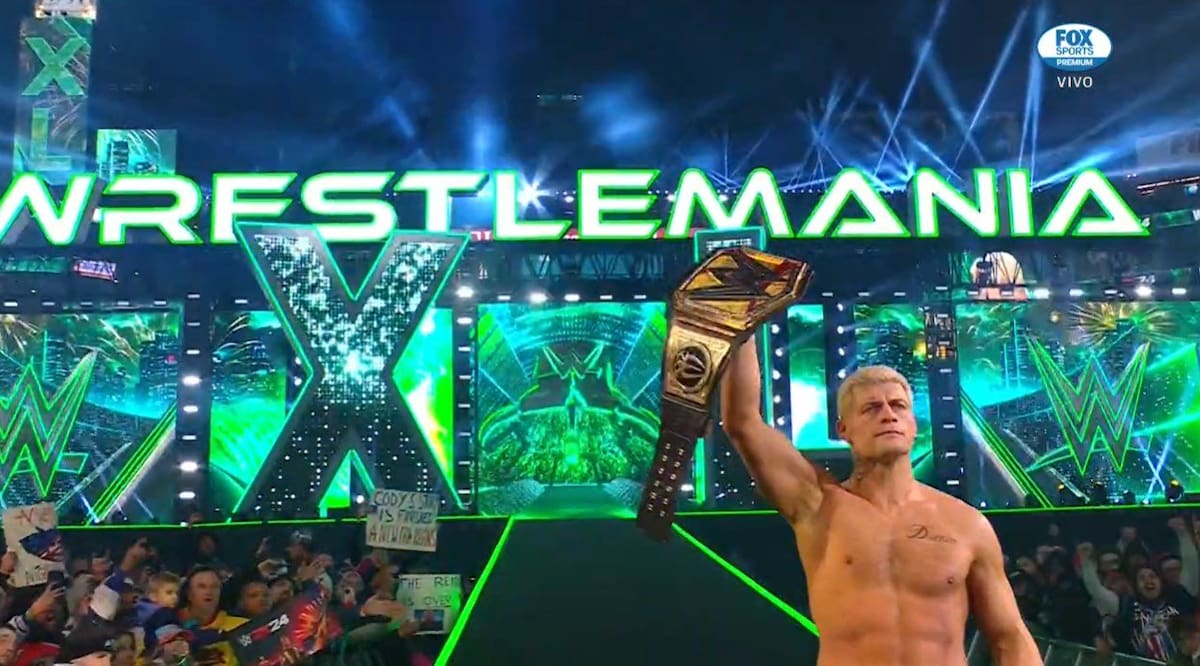 se quedó con la gloria en WrestleMania XL