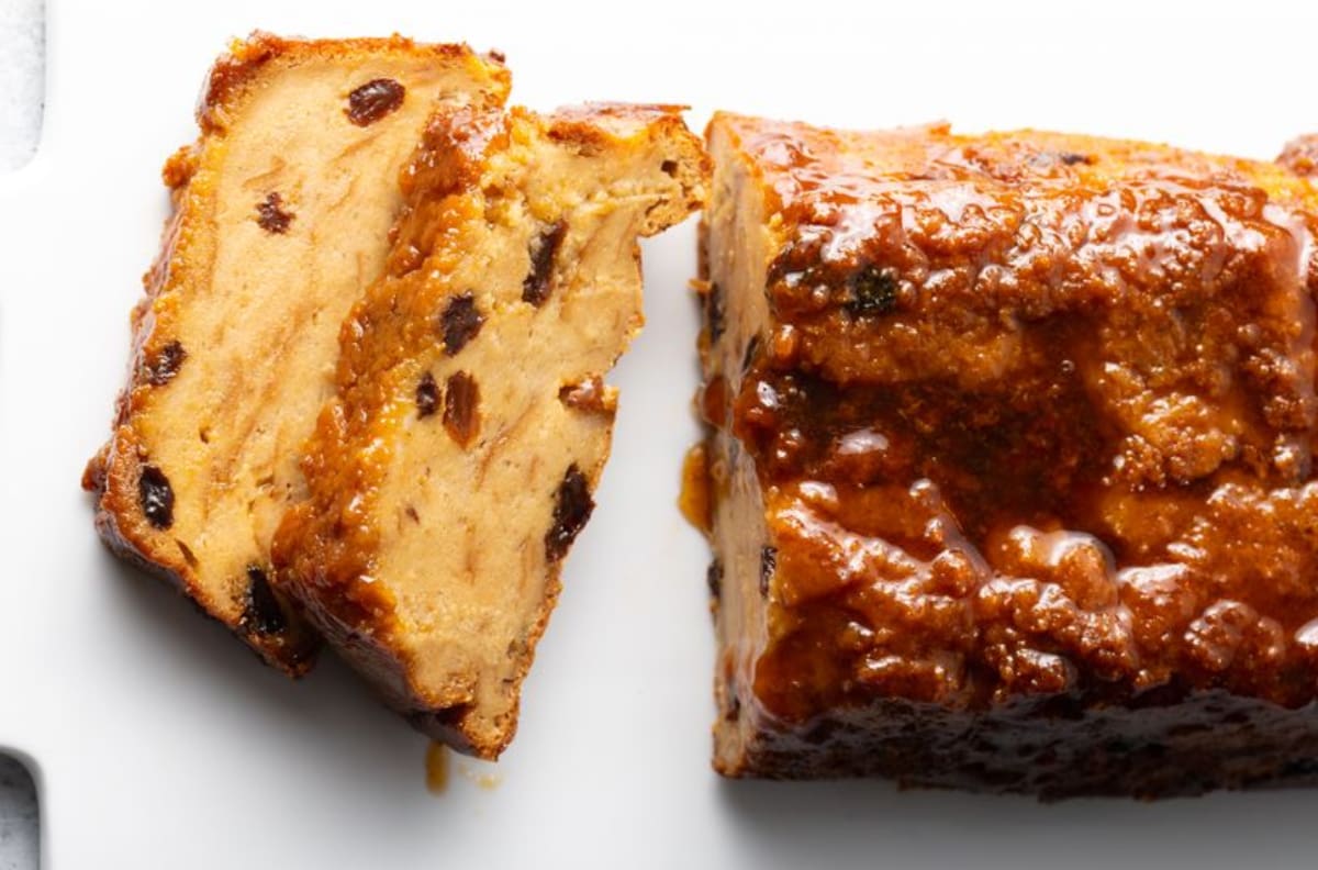 Receta de colegial o budín de pan: Aprende a cocinar este infaltable de la cocina chilena