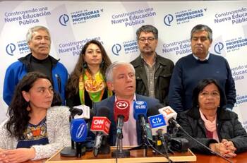 Colegio de Profesores contundente: “El paro nacional indefinido continúa”