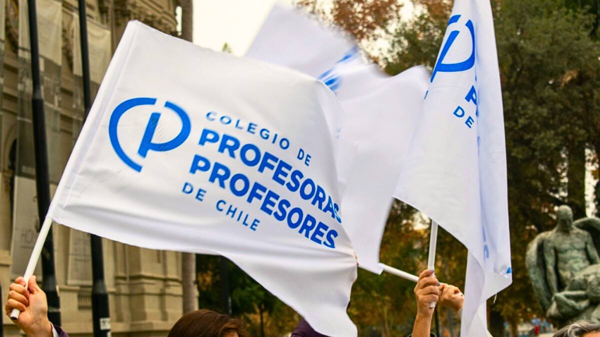 Colegio de Profesores se moviliza este lunes: ¿Cuánto durará el paro?