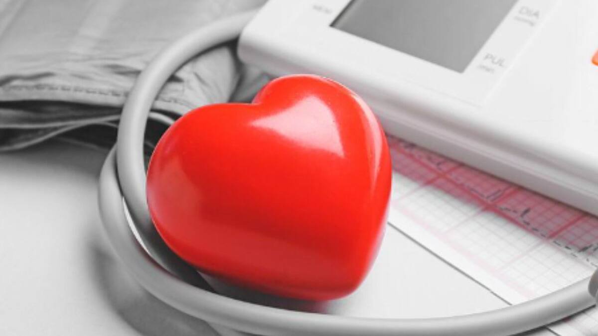 “Puede ser mortal...”: médico del Hospital Clínico de la U. de Chile advierte los riesgos del colesterol alto