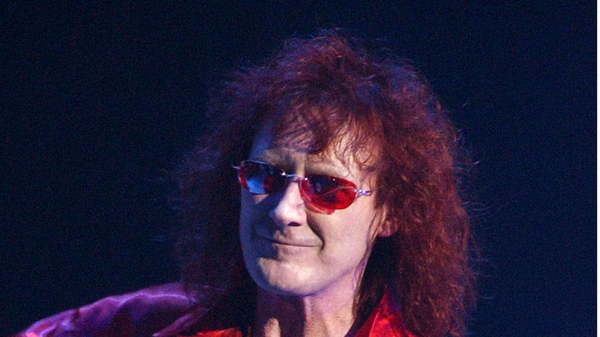 Quién era Colin Burgess, uno de los fundadores de AC/DC que murió a los 77 años