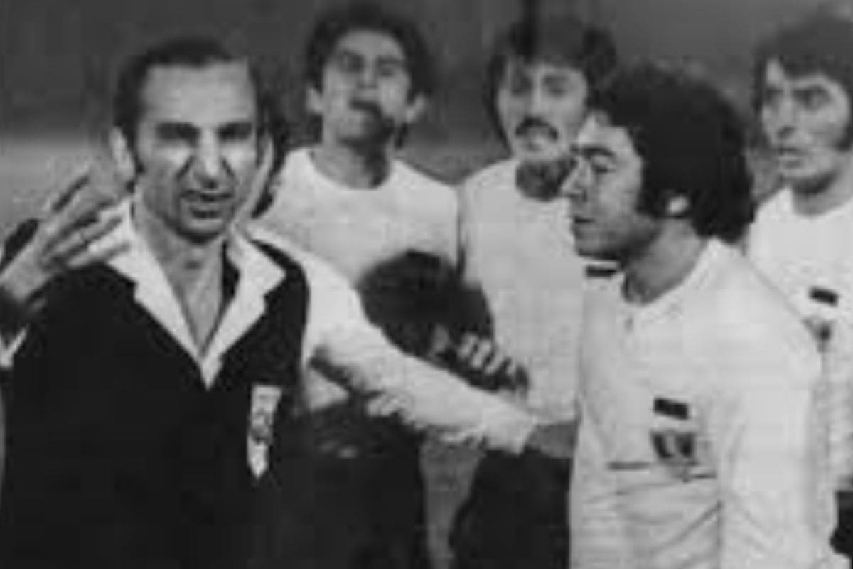 El polémico árbitro brasileño Romualdo Arppi Filho, recordado por todos los hinchas albos como uno de los responsables de perder esa final de Libertadores.