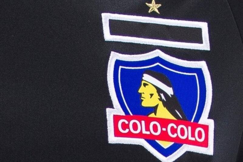 volverá a tener camiseta negra de visita para la temporada 2024.