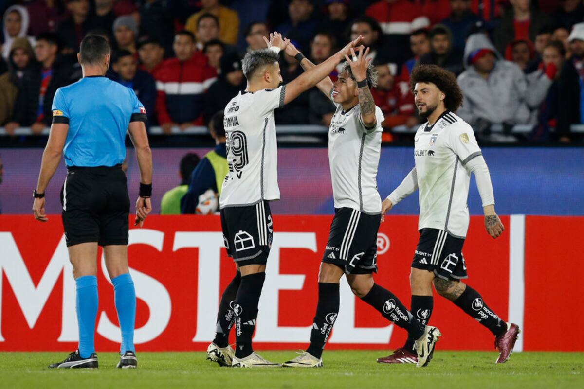 Colo Colo y los millones por pasar a octavos de final. Foto: Aton.