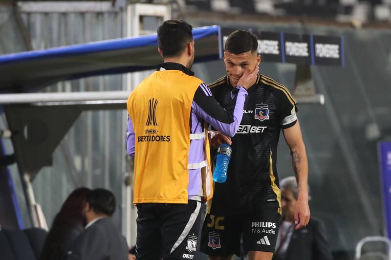 El cuadro albo sufre en la Copa Libertadores. Foto: Aton