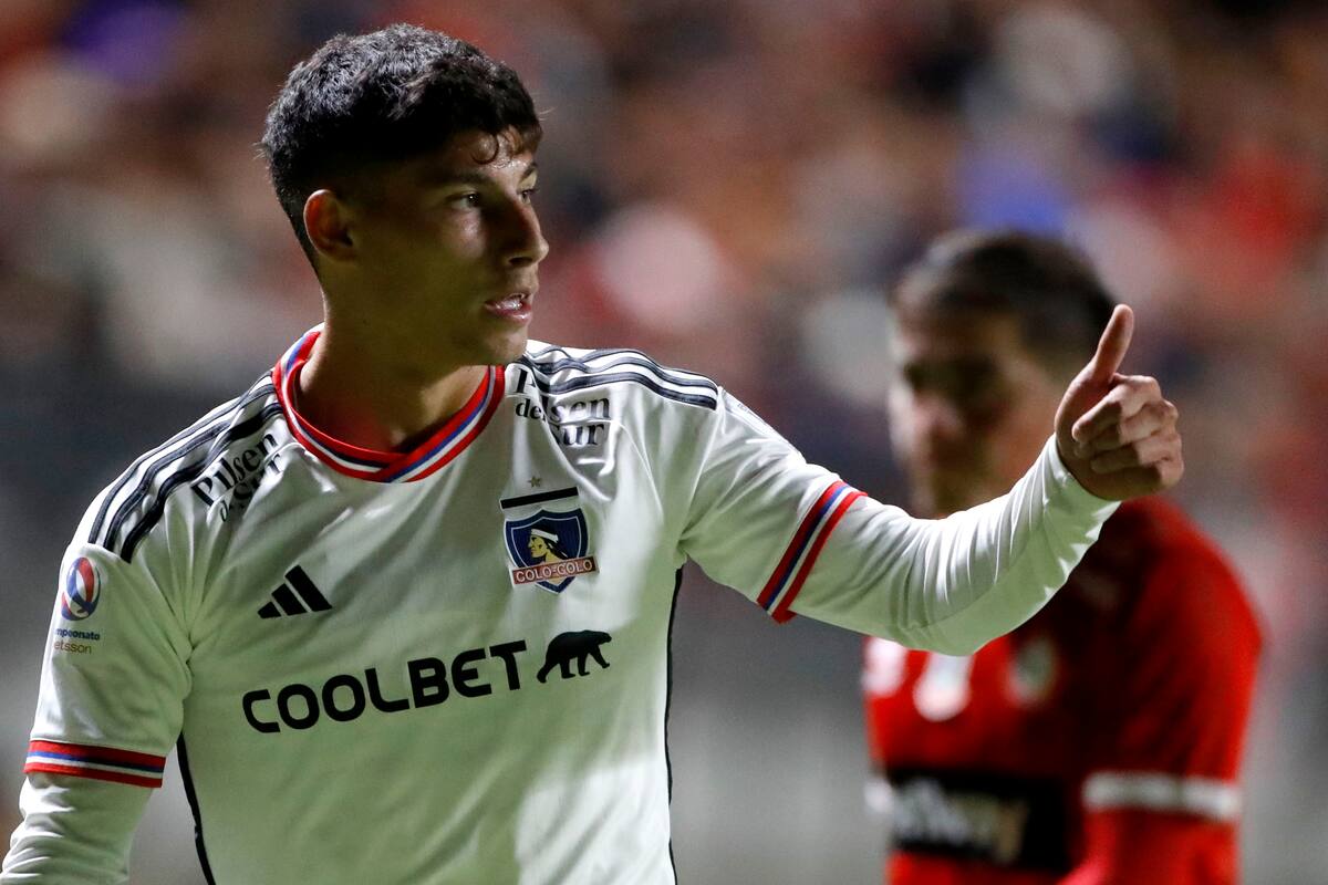 Alexander Oroz es de las grandes promesas que tiene Colo Colo para la delantera. (Foto: Agencia Aton)