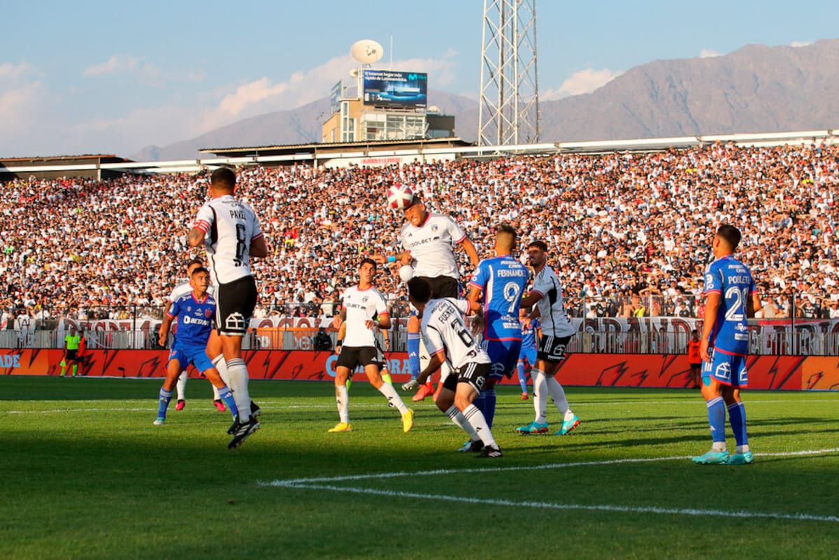 ante Universidad de Chile en 2023.