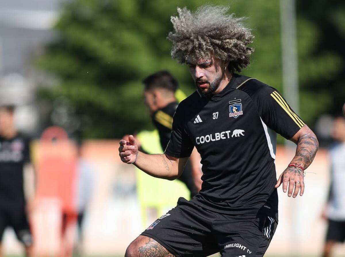 Maximiliano Falcón entrenando en el Estadio Monumental