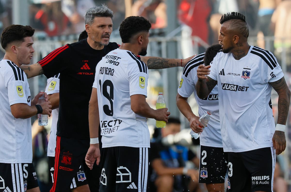 El rompecabezas de Fernando Ortiz: el inesperado receso que se le viene a Colo Colo y puede definir su temporada