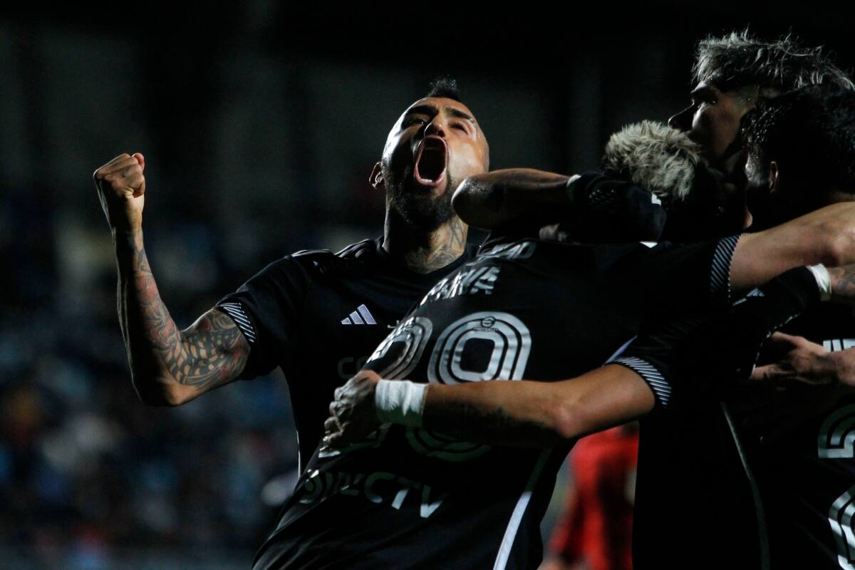 Colo Colo se enfrentará a Universitario. Foto: Aton.