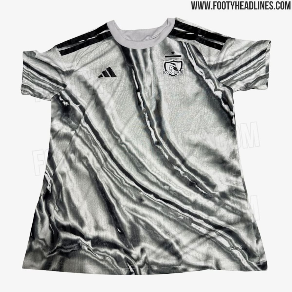 Filtran tercera camiseta de los albos para 2026.