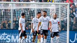 Avisan a Colo Colo por el posible reemplazo de Jorge Almirón: “No usa a veteranos que ya no están en la cima”