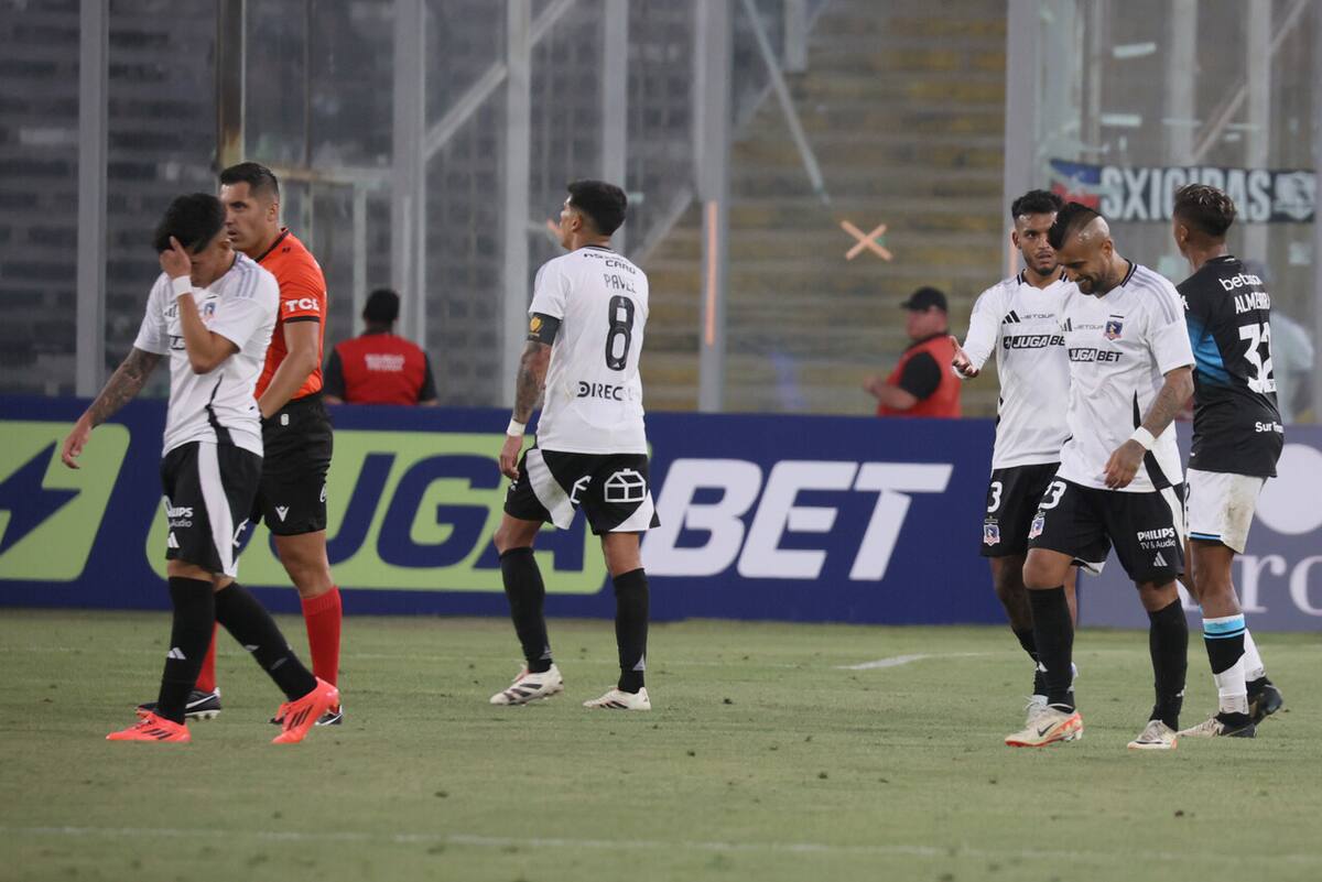 En Argentina se decepcionaron de Colo Colo y sacaron al baile a la U: "Poquito público". Foto: Aton.