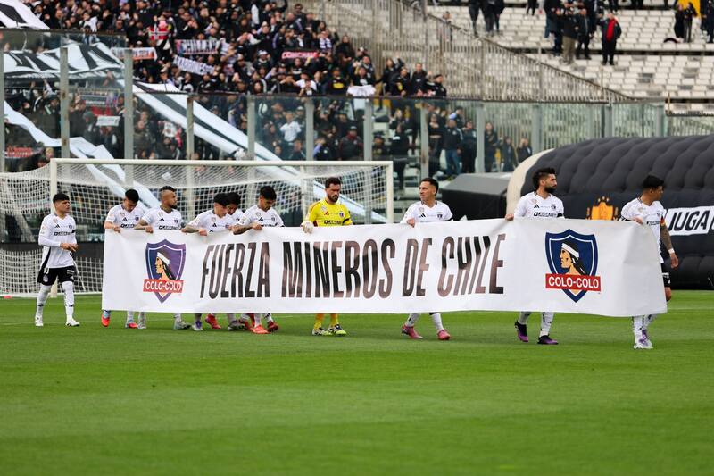 y su homenaje a los mineros. Foto: Felipe Escobedo.