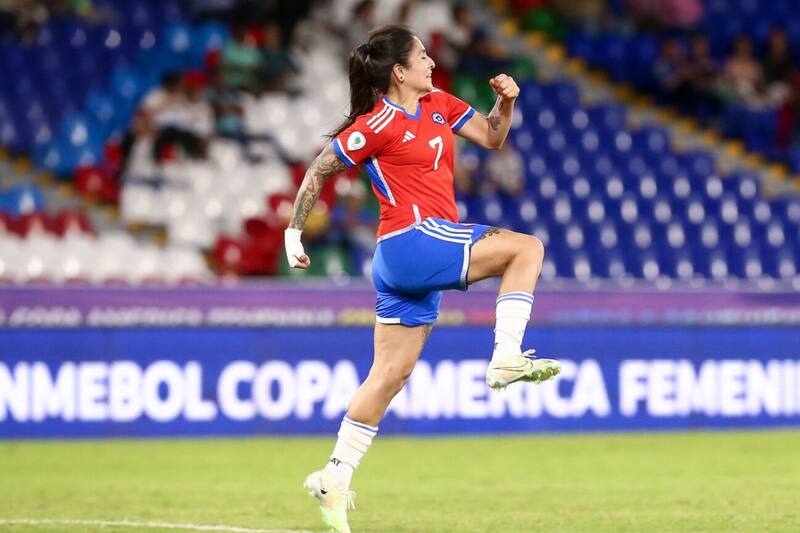 La seleccionada chilena Yenny Acuña es la nueva incoporación de Las Albas. Foto: Comunicaciones/FFCH.