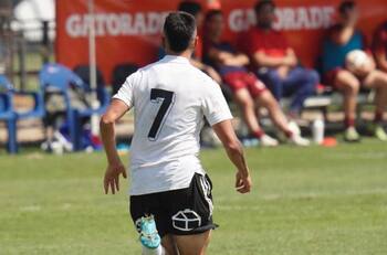 El heredero de Esteban Paredes en Colo Colo que salió a probar suerte al sur de Chile