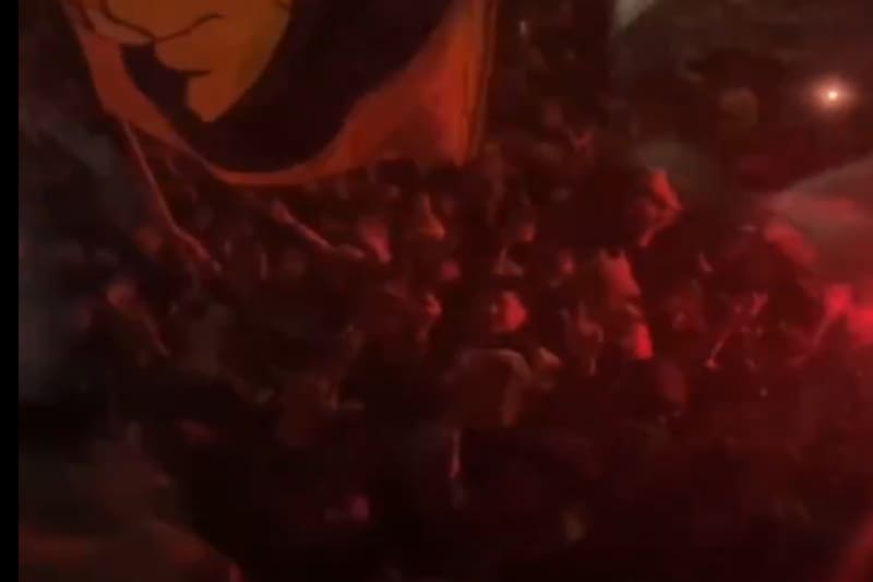 tuvo un cálido y masivo recibimiento en su llegada al Estadio Monumental.
