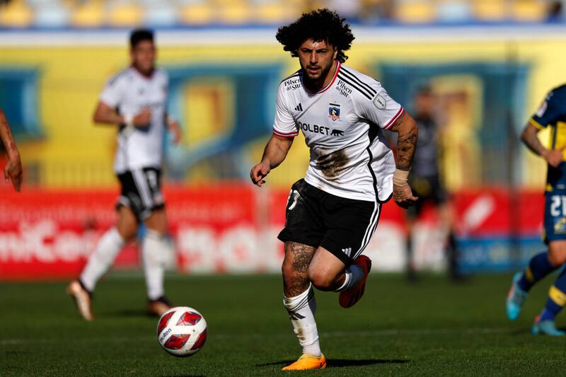 Maximiliano Falcón en el duelo de Colo Colo con Everton. Foto: Aton.