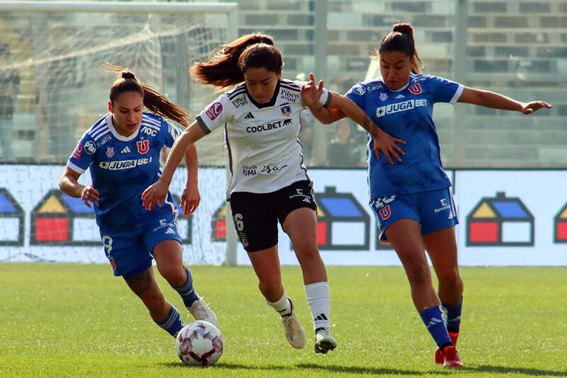 Tras caer en el Superclásico, la U se quedó sin director técnico. Foto: Campeonato Chileno.