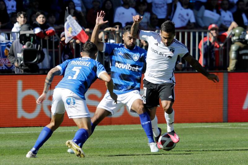 Marcos Bolados llegará entre algodones al debut en Copa Libertadores.