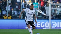 Vidal y Bolados ganan terreno: los artífices del primer triunfo de Fernando Ortiz en Colo Colo